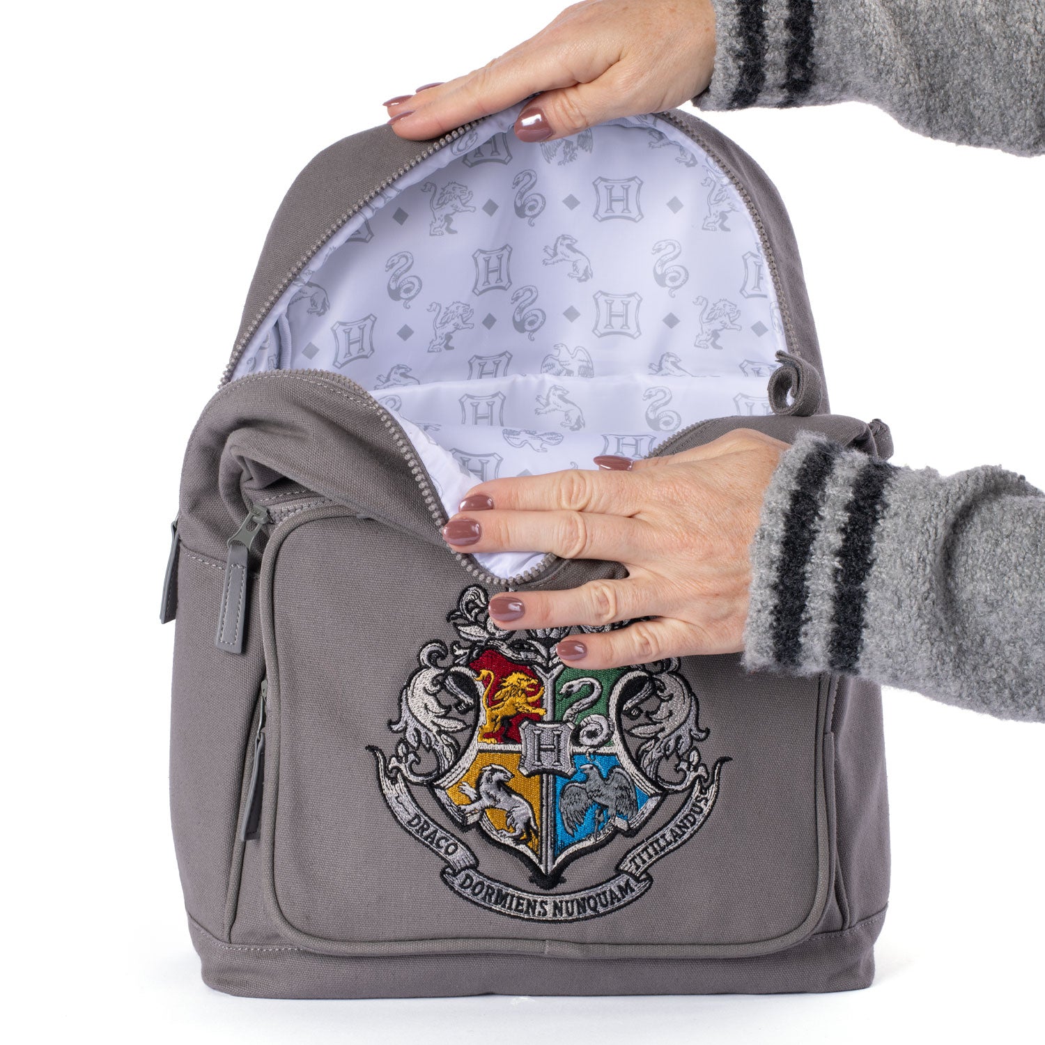 harry potter hogwarts fall leaves mini backpack Harry Potter™ Hogwarts™ Crest Backpack – Shop Universal