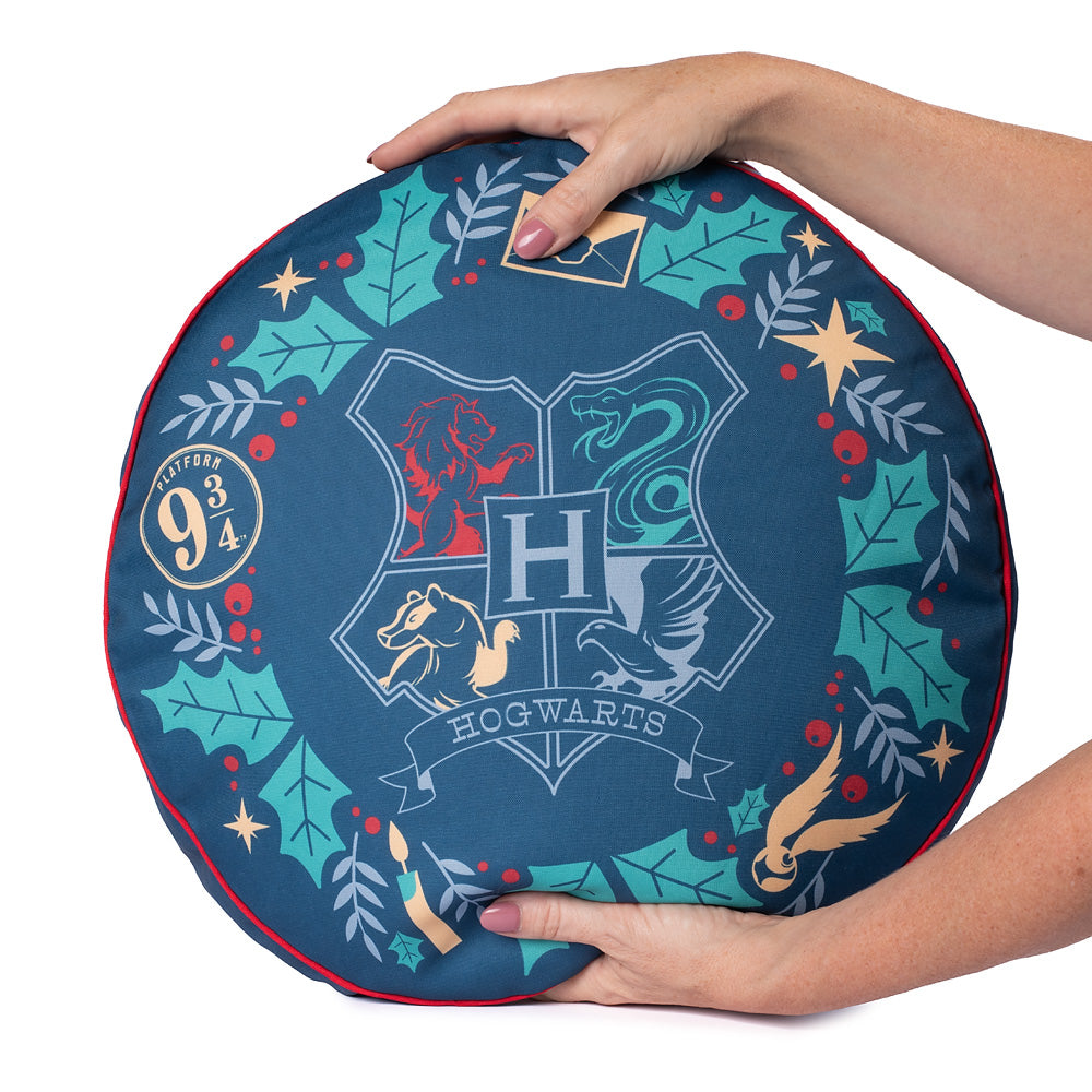 Harry Potter™ Holiday Throw Pillow