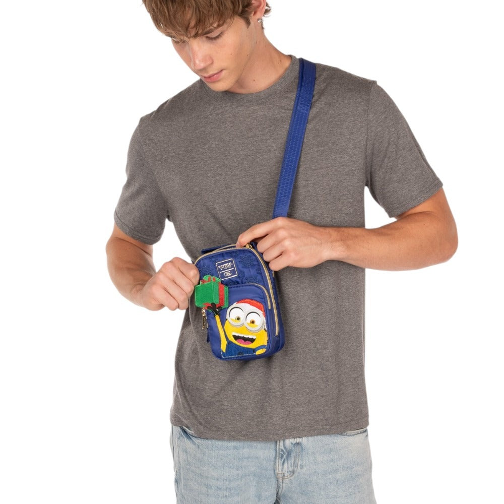 Despicable Me Holiday Lug Skeeter Bag-3